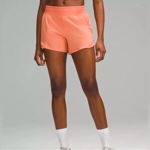 NWT LULULEMON Hotty Hot HR Short 4" *Lined